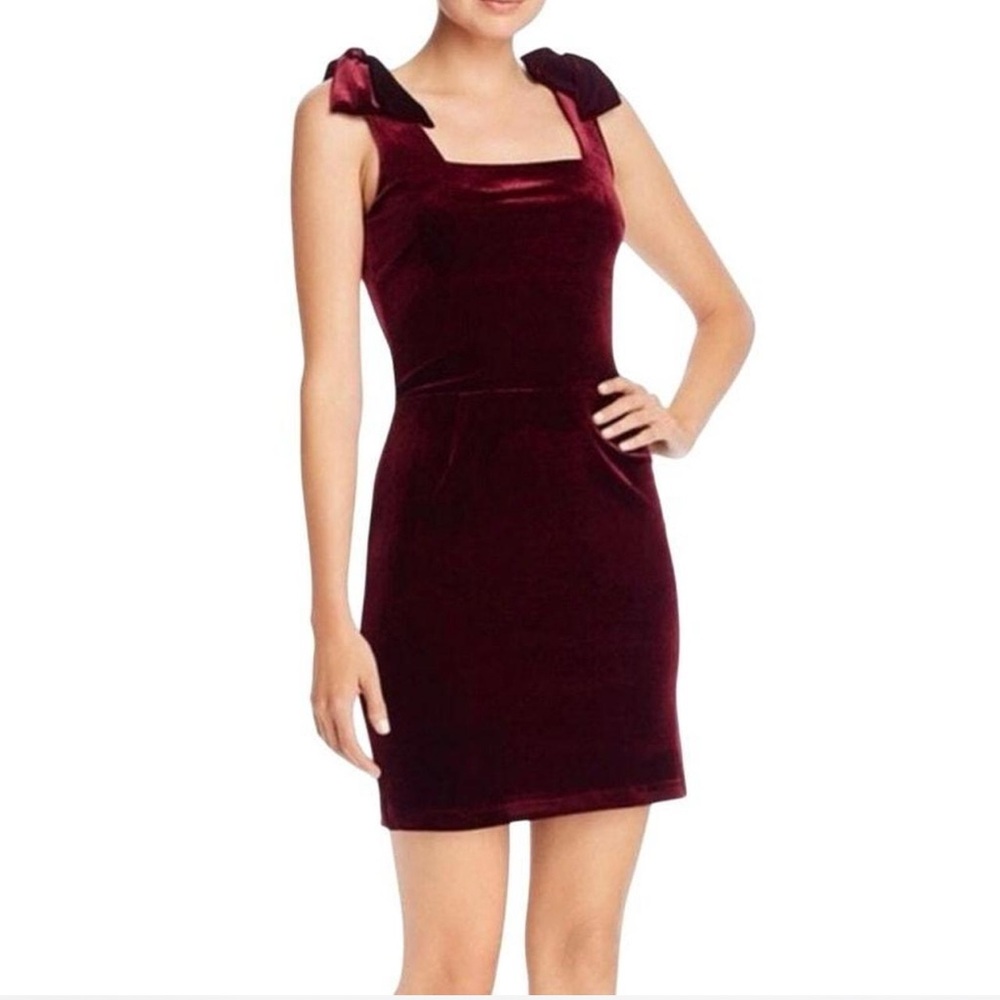 House of Harlow 1960 x REVOLVE Dress Maroon Velvet Mini Shoulder - Picture 2 of 5